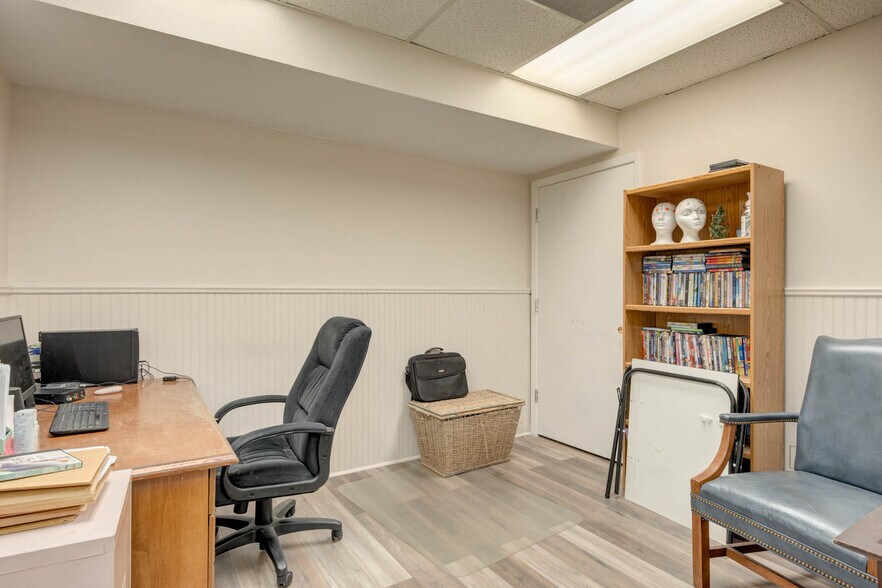 More Photos Of 700-H Everhart Rd, Corpus Christi Office For Sale