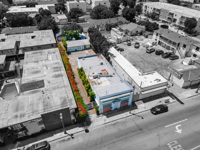 More Photos Of 10746 Magnolia Blvd, North Hollywood Medical For Sale