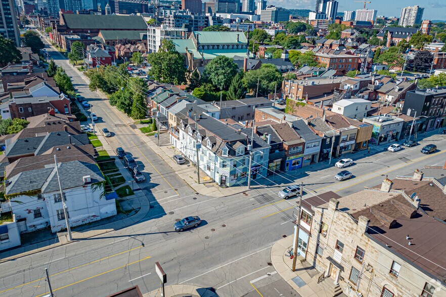 More Photos Of 32 Barton St E, Hamilton Storefront Retail Residential For Sale