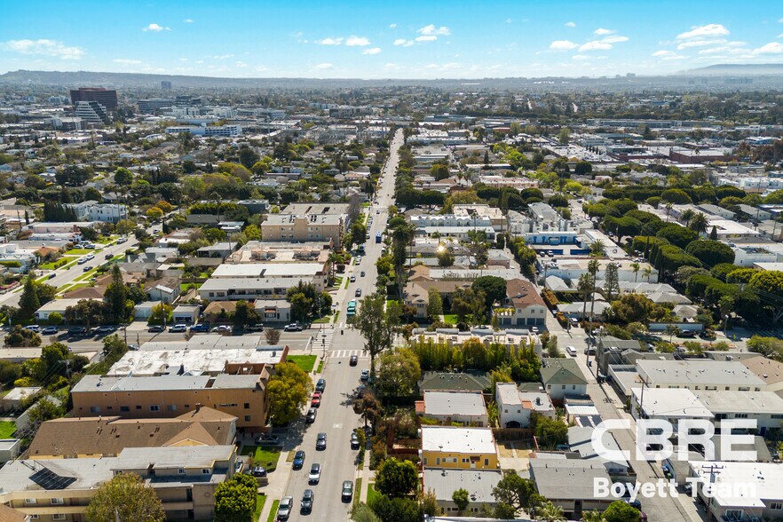 More Photos Of 1453 Centinela Ave, Santa Monica Apartments For Sale