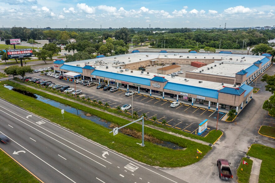More Photos Of 14100 US Highway 19 N, Clearwater Storefront For Lease