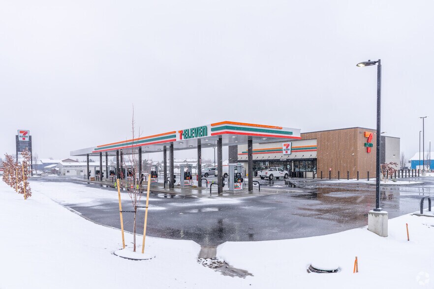 More Photos Of 768 N Pleasant View Rd, Post Falls Warehouse For Lease