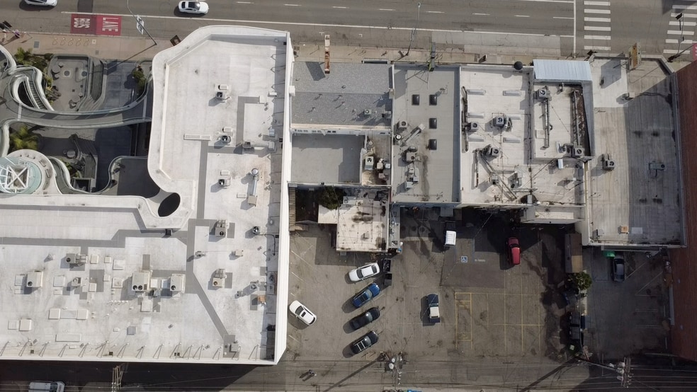 More Photos Of 11829 Wilshire Blvd, Los Angeles Storefront For Sale