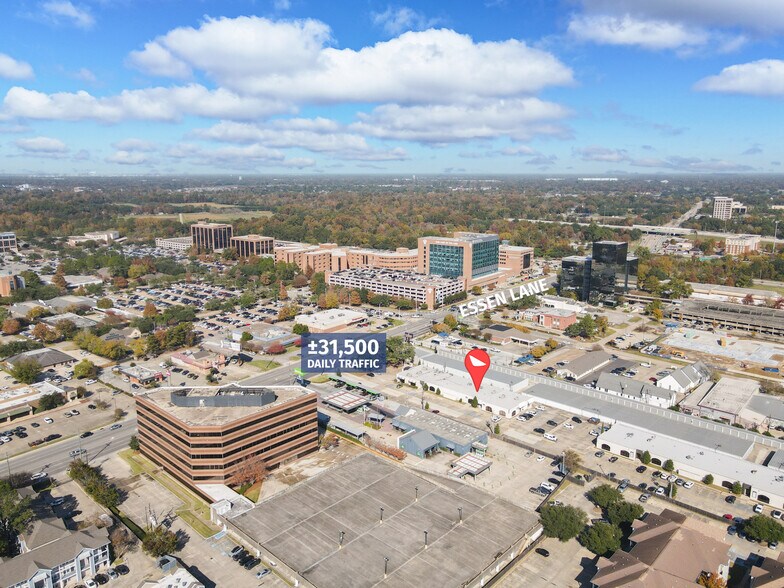 More Photos Of 5207-5212 Essen Ln, Baton Rouge Medical For Lease
