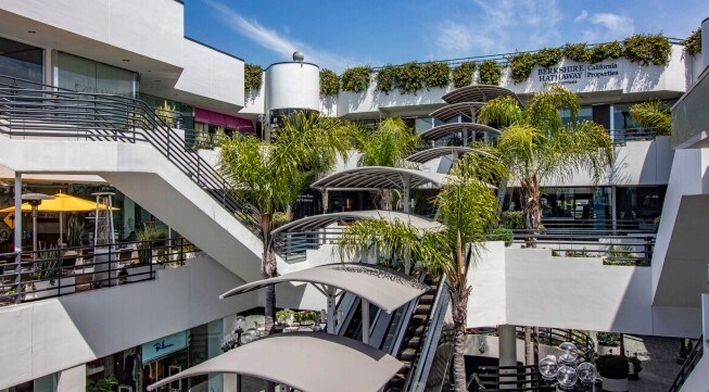 More Photos Of 11675-11677 San Vicente Blvd, Los Angeles Unknown For Lease