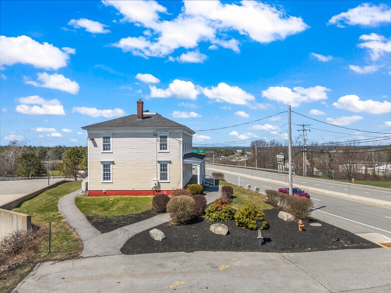 More Photos Of 2204 Woodbury Ave, Newington Office For Sale