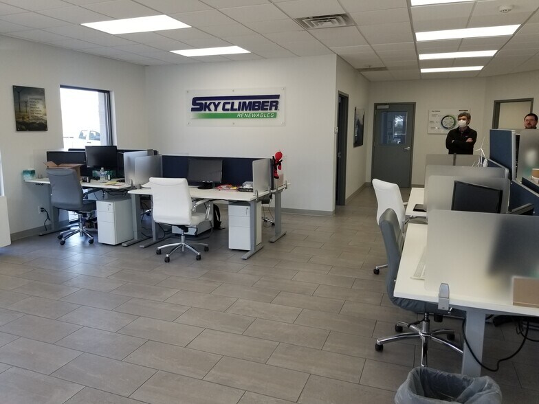 More Photos Of 12812 Boenker Ln, Bridgeton Warehouse For Sale