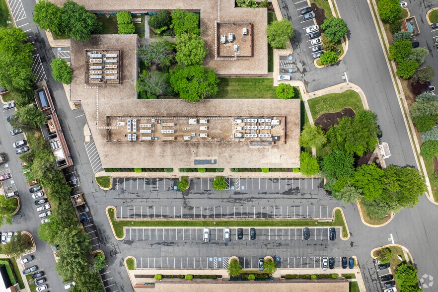 More Photos Of 510 Huntmar Park Dr, Herndon Unknown For Lease