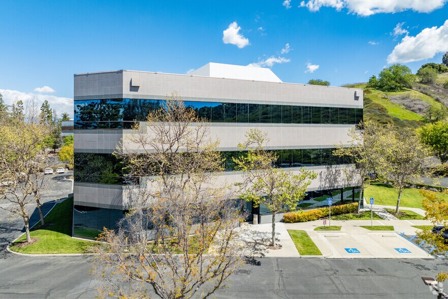 More Photos Of 21660 Copley Dr, Diamond Bar Office For Lease