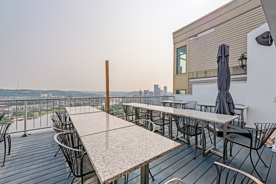 More Photos Of 1212 Grandview Ave, Pittsburgh Restaurant For Sale