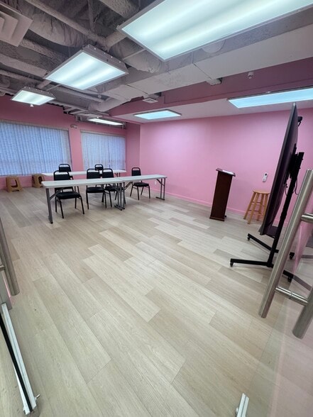 More Photos Of 13510 35th Ave, Flushing Apartments For Lease