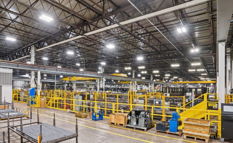More Photos Of 502 S Oakland Ave, Nappanee Manufacturing For Sale