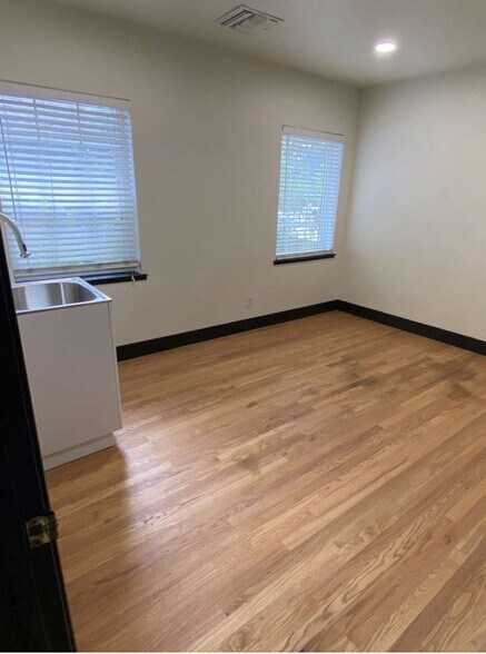 More Photos Of 444 Pyramid Way, Sparks Medical For Lease