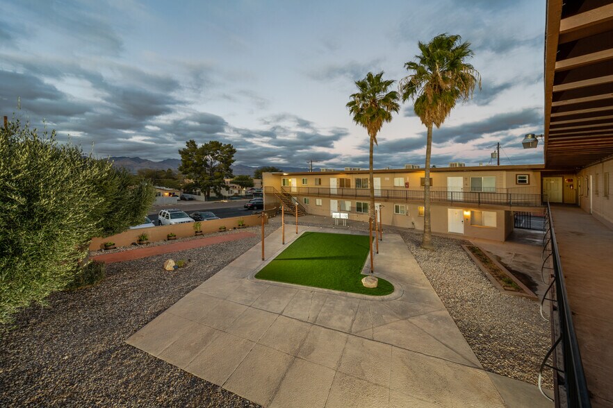 More Photos Of 4302 E Bellevue St, Tucson Apartments For Sale