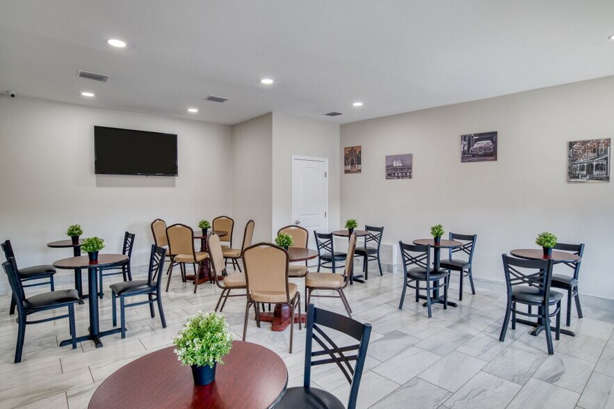 More Photos Of 137 San Marco Ave, Saint Augustine Hotel For Sale