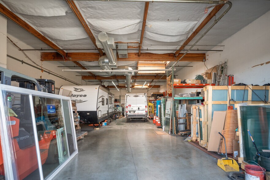 More Photos Of 123-129 E Alma Ave, San Jose Warehouse For Sale