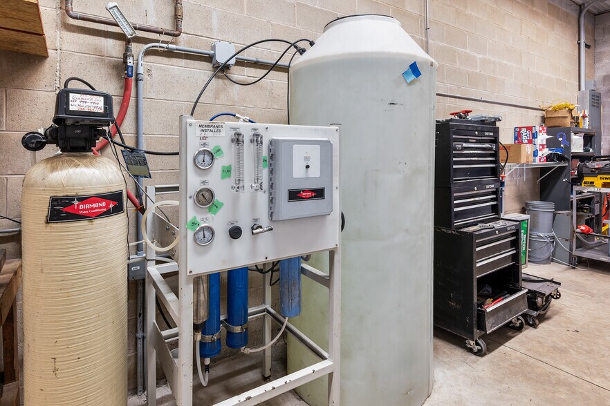 More Photos Of 1275 Margaret st, Markesan Storefront For Sale