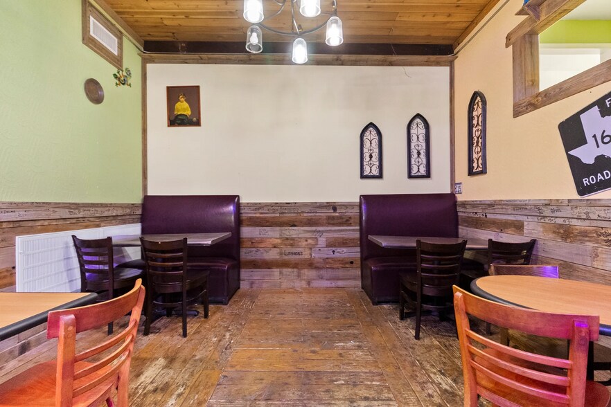 More Photos Of 1399 FM 1791 Rd, Huntsville Restaurant For Sale