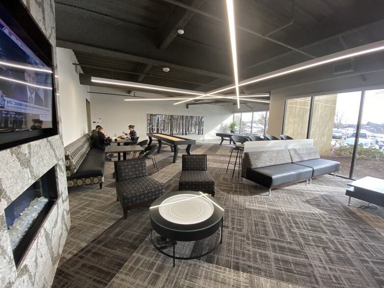 More Photos Of 661 Andersen Dr, Pittsburgh Office For Lease