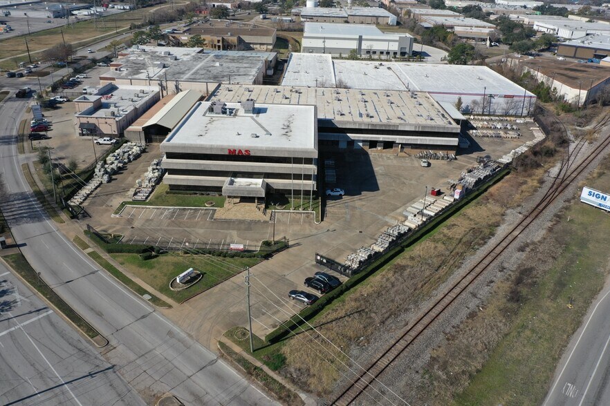 More Photos Of 7604 Kempwood Dr, Houston Light Distribution For Lease