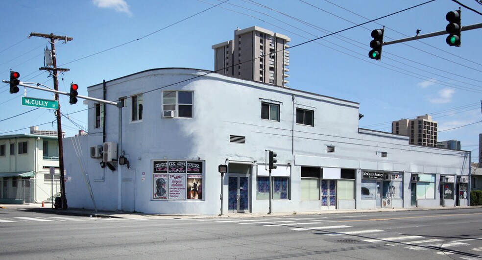 More Photos Of 841-847 McCully St, Honolulu Freestanding For Lease