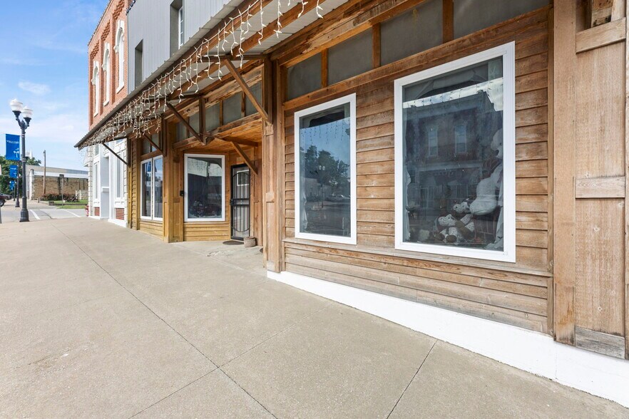 More Photos Of 116 N 3rd St, Burlington Apartments For Sale