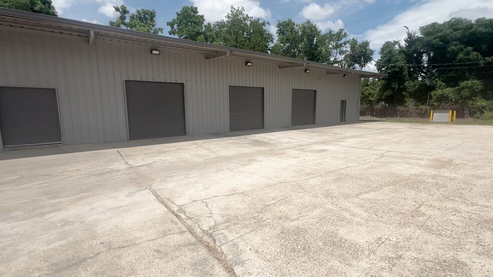 Primary Photo Of 3220 Money Rd, Montgomery Distribution For Sale