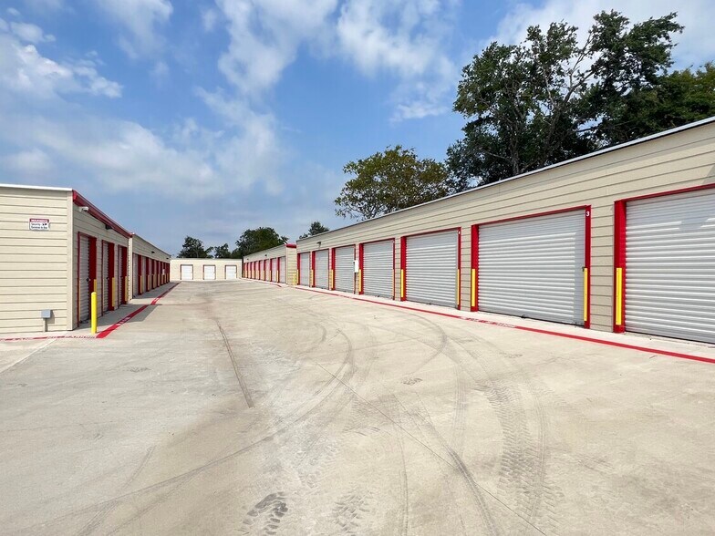 More Photos Of 1337 Arbala Rd, Sulphur Springs Self Storage For Sale