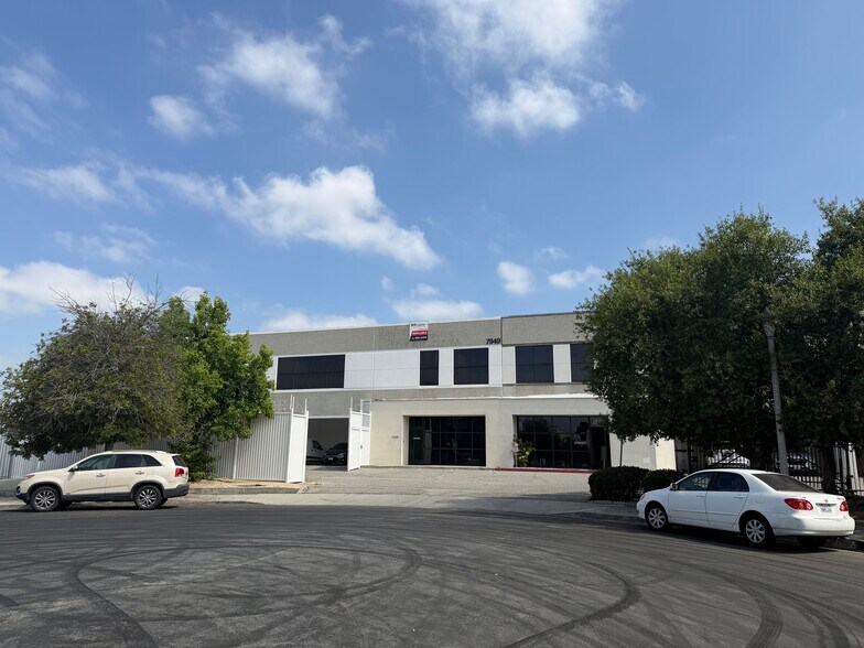 Primary Photo Of 7949 Ajay Dr, Sun Valley Warehouse For Lease