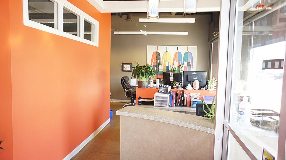 More Photos Of 7316 101 Ave NW, Edmonton Office For Sale