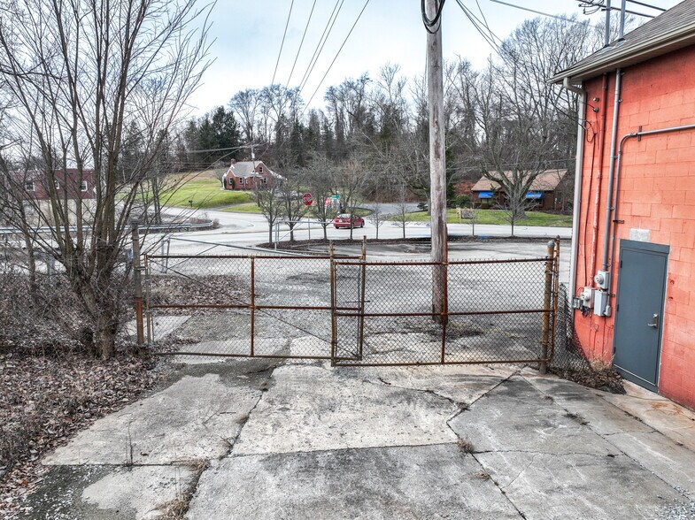 More Photos Of 4040 Saltsburg Rd, Murrysville Auto Repair For Sale