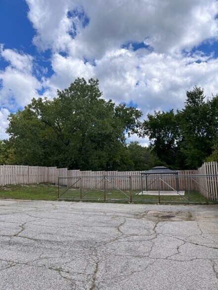 More Photos Of 4601 Northfield Rd, North Randall Unknown For Lease