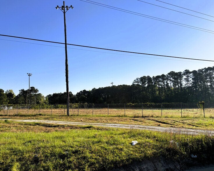 More Photos Of 657 Freedom Way, Midway Park Land For Sale