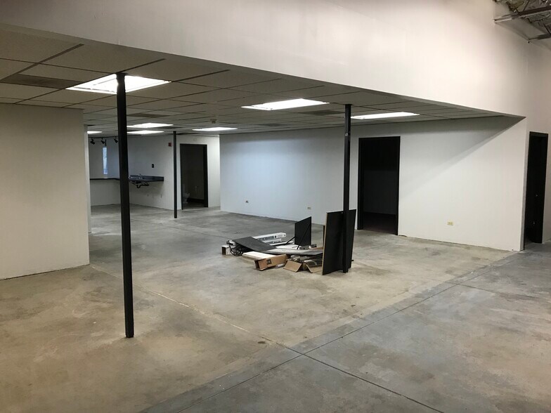 More Photos Of 1601 Reed St, Lakewood Warehouse For Lease