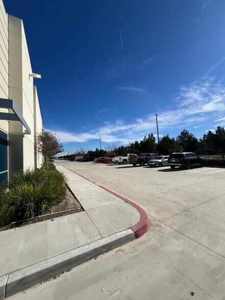 More Photos Of 8576 Kimball Ave, Chino Warehouse For Lease