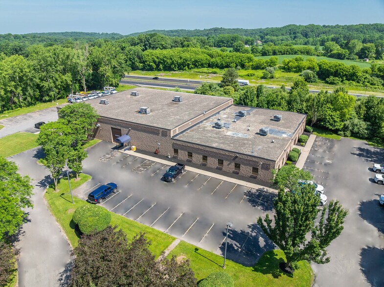 More Photos Of 580 Fishers Station Dr, Victor Warehouse For Lease
