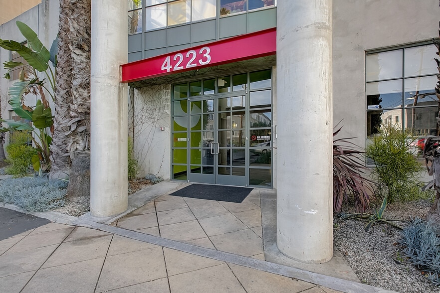 More Photos Of 4223 Glencoe Ave, Marina Del Rey Loft Creative Space For Lease