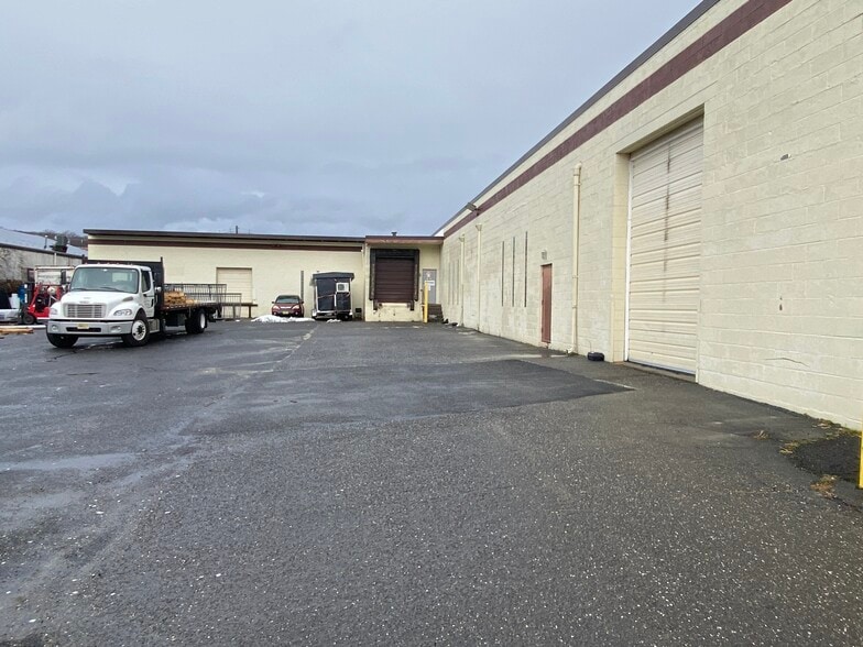 More Photos Of 50 Peel St, Paterson Warehouse For Lease