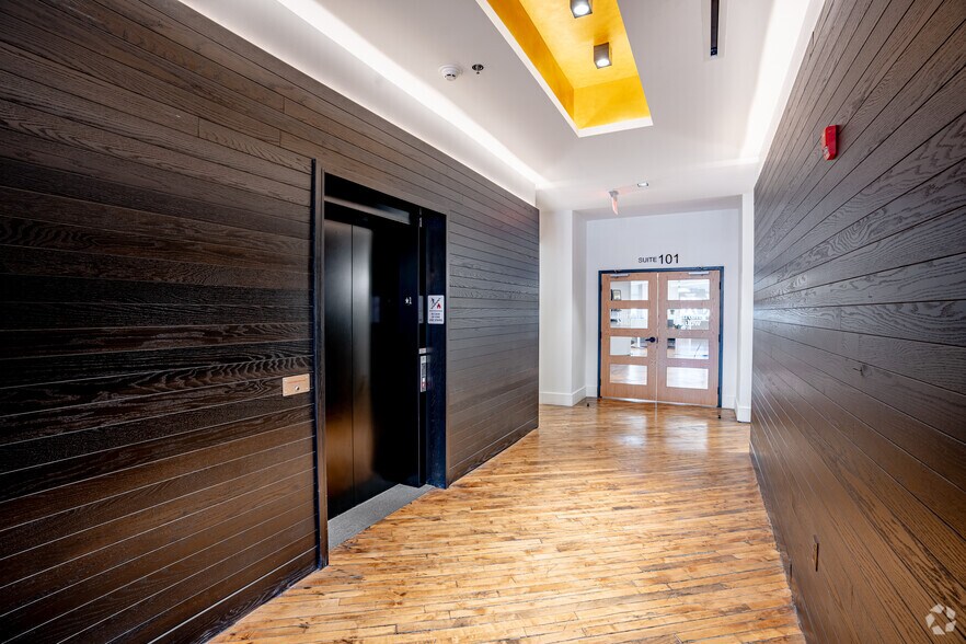 More Photos Of 2000 W Marshall St, Richmond Office For Lease