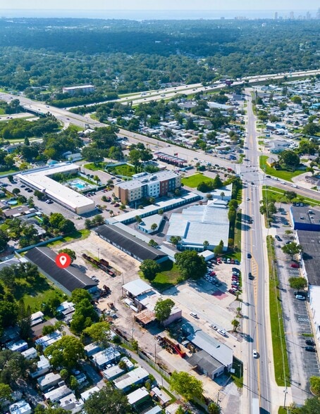 More Photos Of 5601 Haines Rd, Saint Petersburg Distribution For Lease