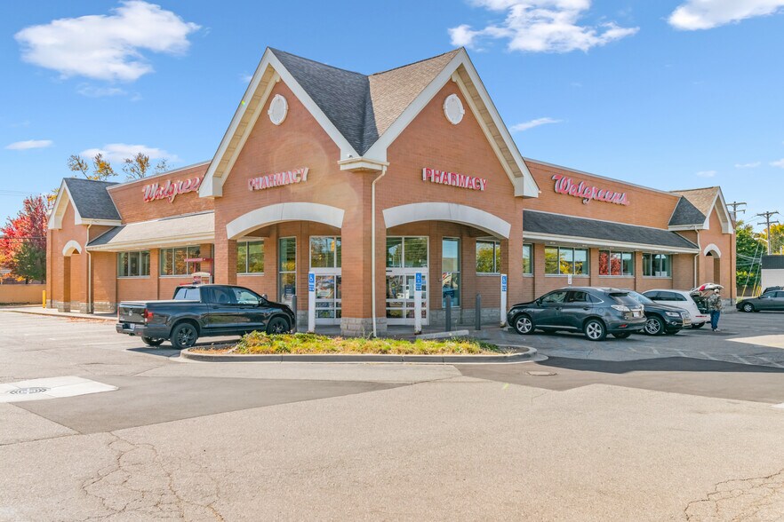 Primary Photo Of 31415 Ford Rd, Garden City Drugstore For Sale