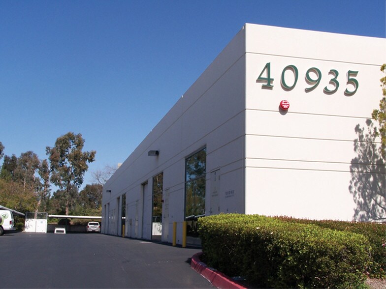 More Photos Of 40935 County Center Dr, Temecula Light Distribution For Lease