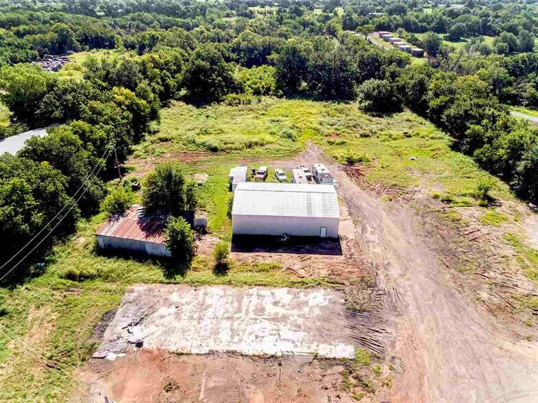 More Photos Of 7119 S Perkins Rd, Stillwater Showroom For Sale