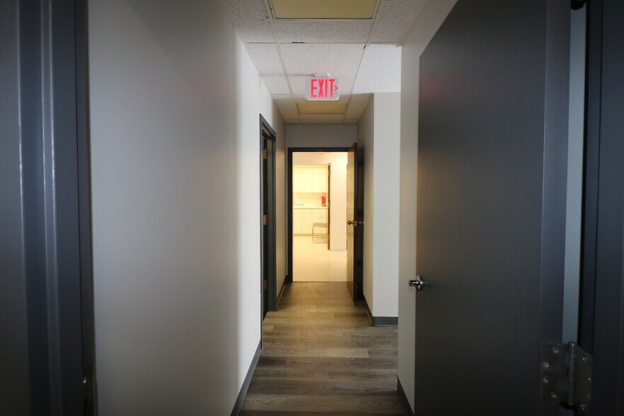 More Photos Of 34 Executive Dr, Norwalk Medical For Sale