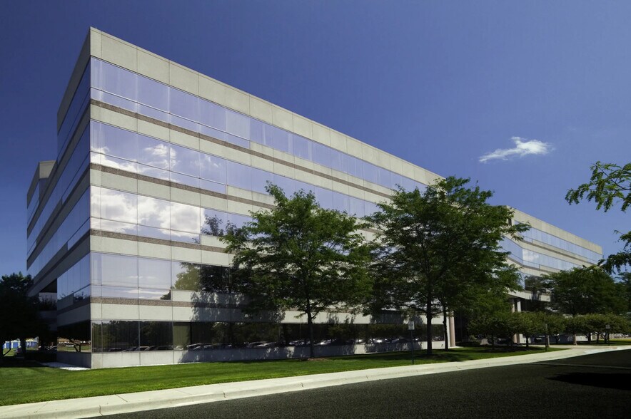 More Photos Of 12900 Hall Rd, Sterling Heights Office For Lease