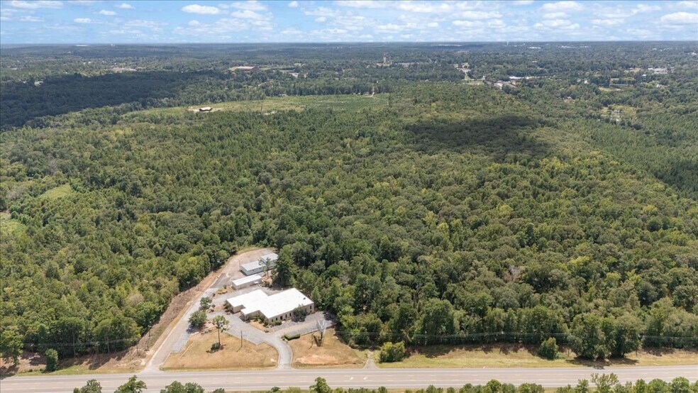 More Photos Of 9846 State Highway 31 E, Tyler Medical For Sale
