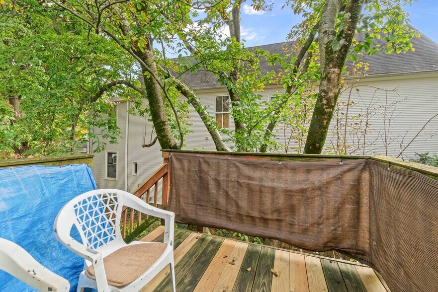 More Photos Of 5011 Roland Ave, Baltimore Apartments For Sale