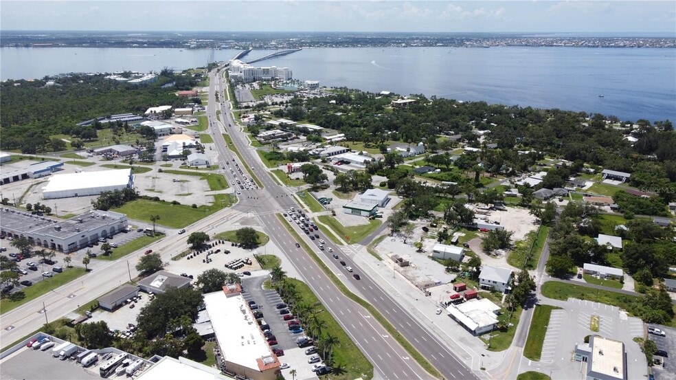 More Photos Of 4569 Tamiami Trl, Port Charlotte Freestanding For Sale