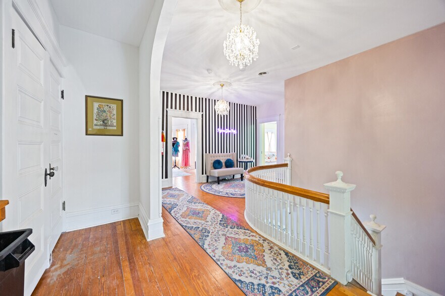 More Photos Of 104 W Main St, Elizabeth City Office Residential For Sale