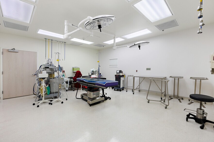 More Photos Of 3610 N University Dr, Nacogdoches Healthcare For Sale